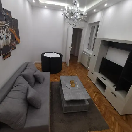 Apartment Victory - Heart Of